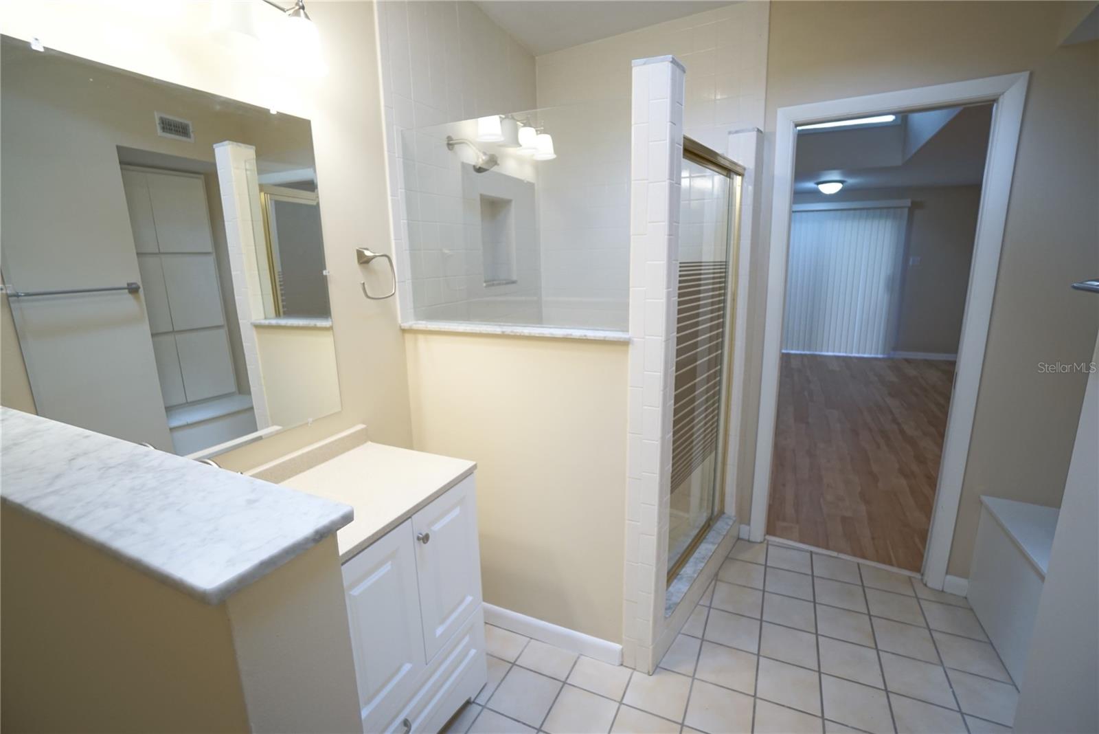 RIVERBEND SUB - Residential Lease