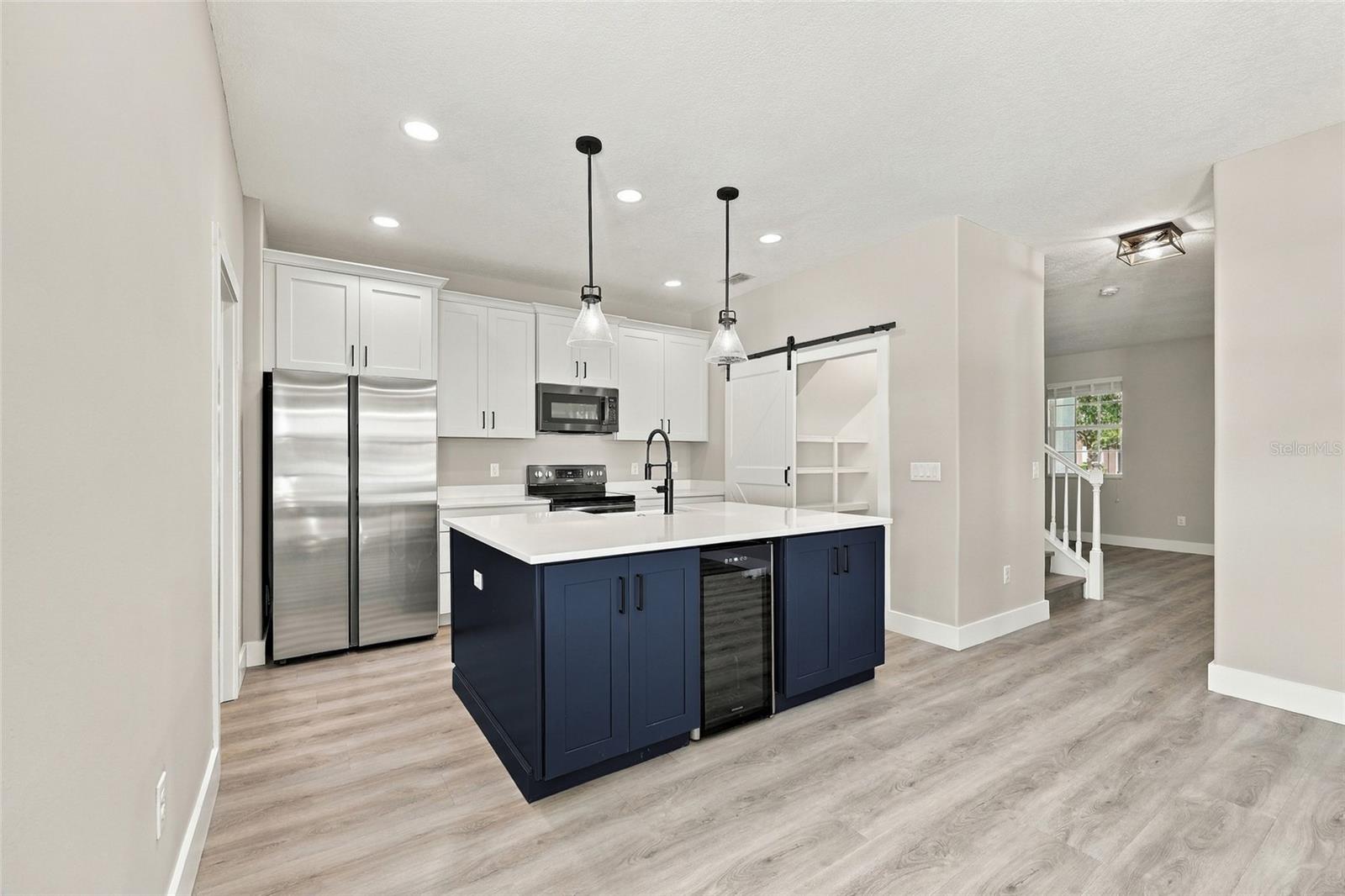 Casas a venda 4 - Jen Dantas 5685 NEW INDEPENDENCE PARKWAY