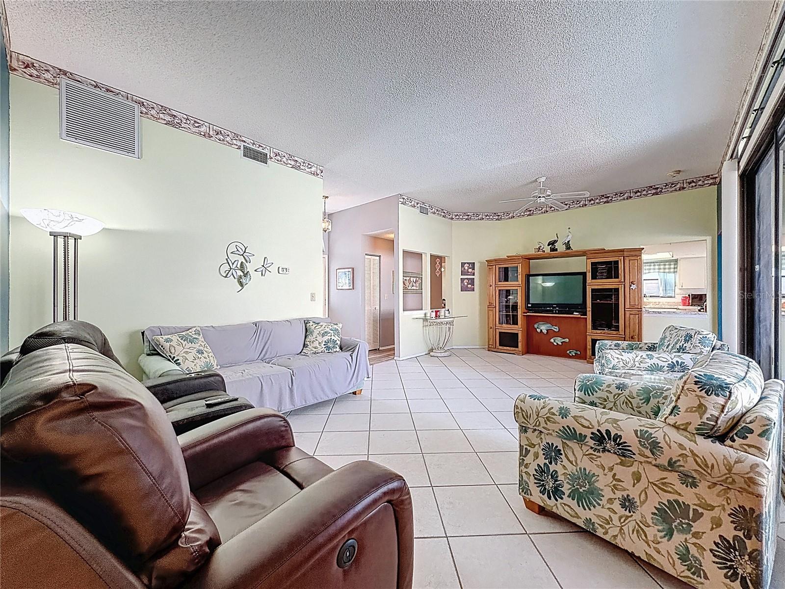 HARBOR WOODS NORTH - Residential