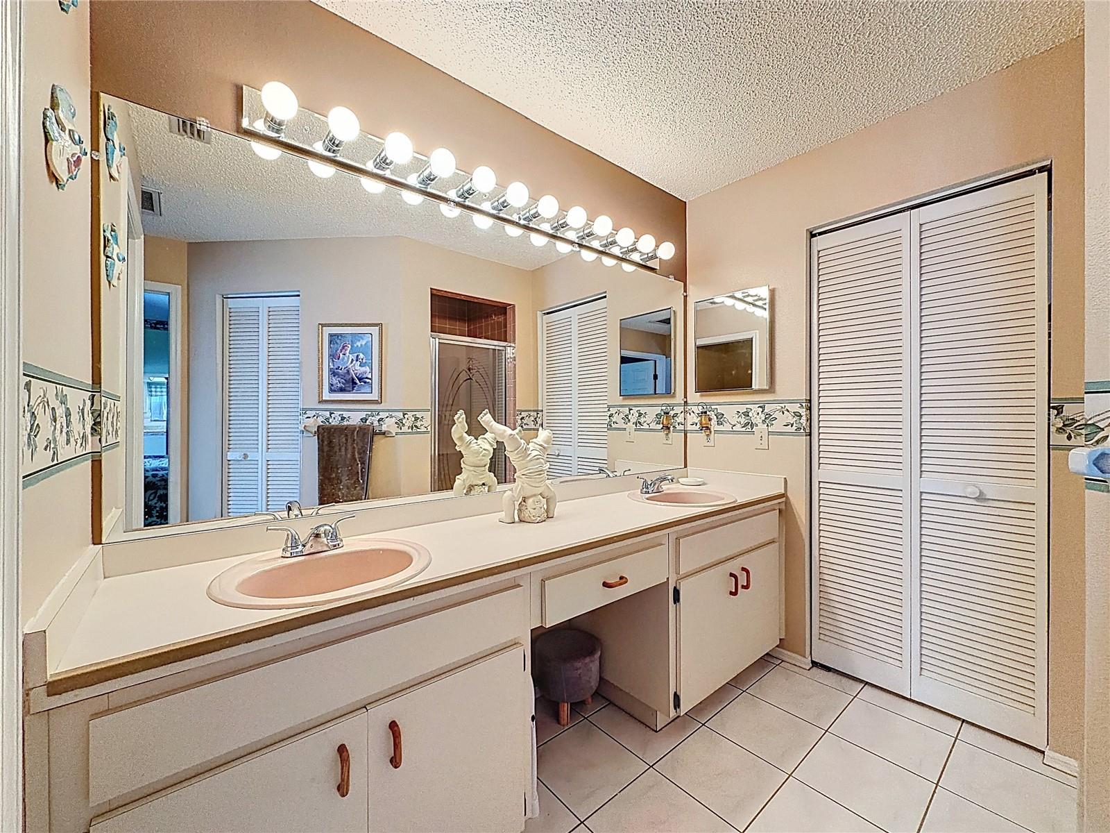 HARBOR WOODS NORTH - Residential