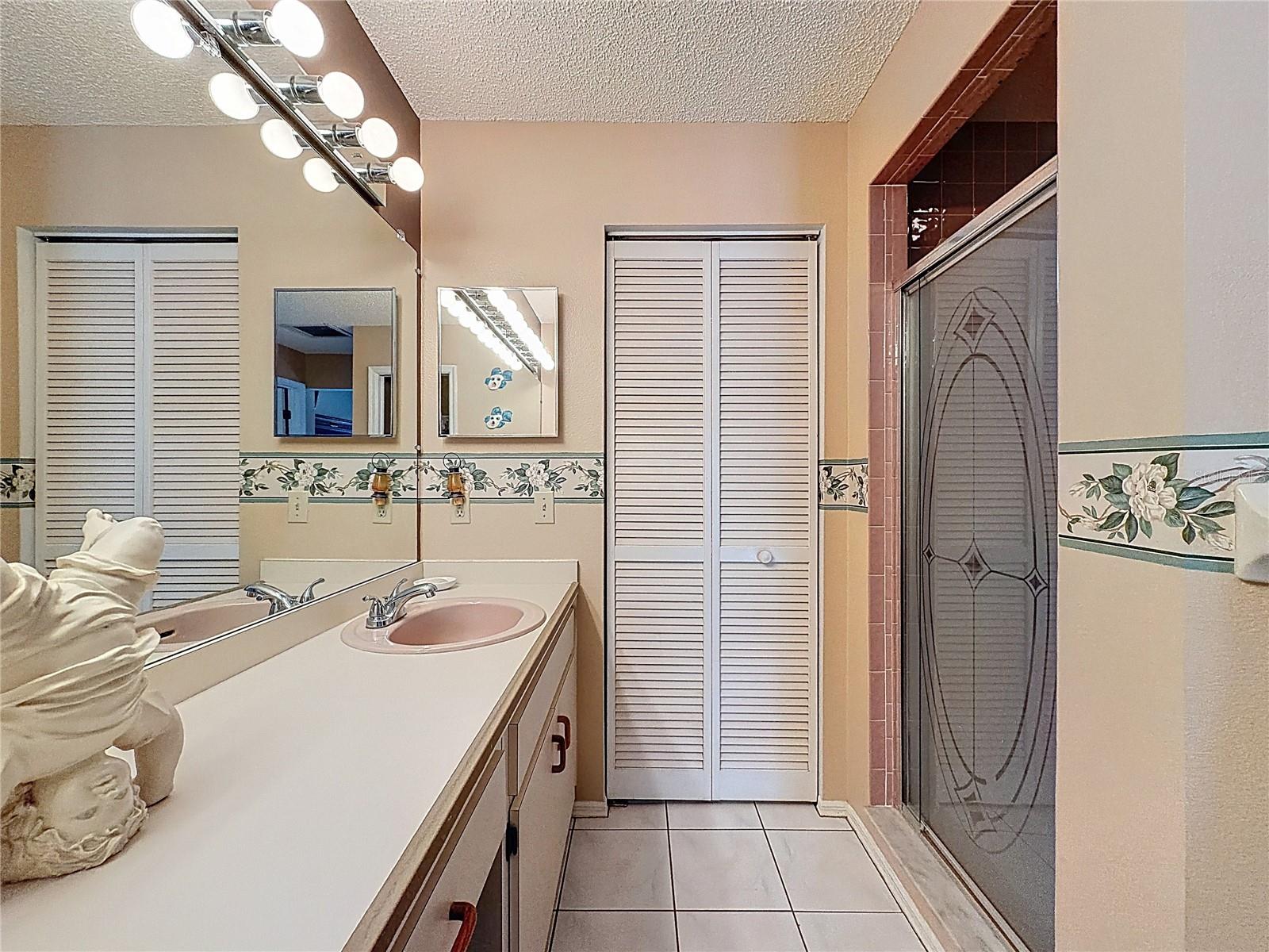 HARBOR WOODS NORTH - Residential