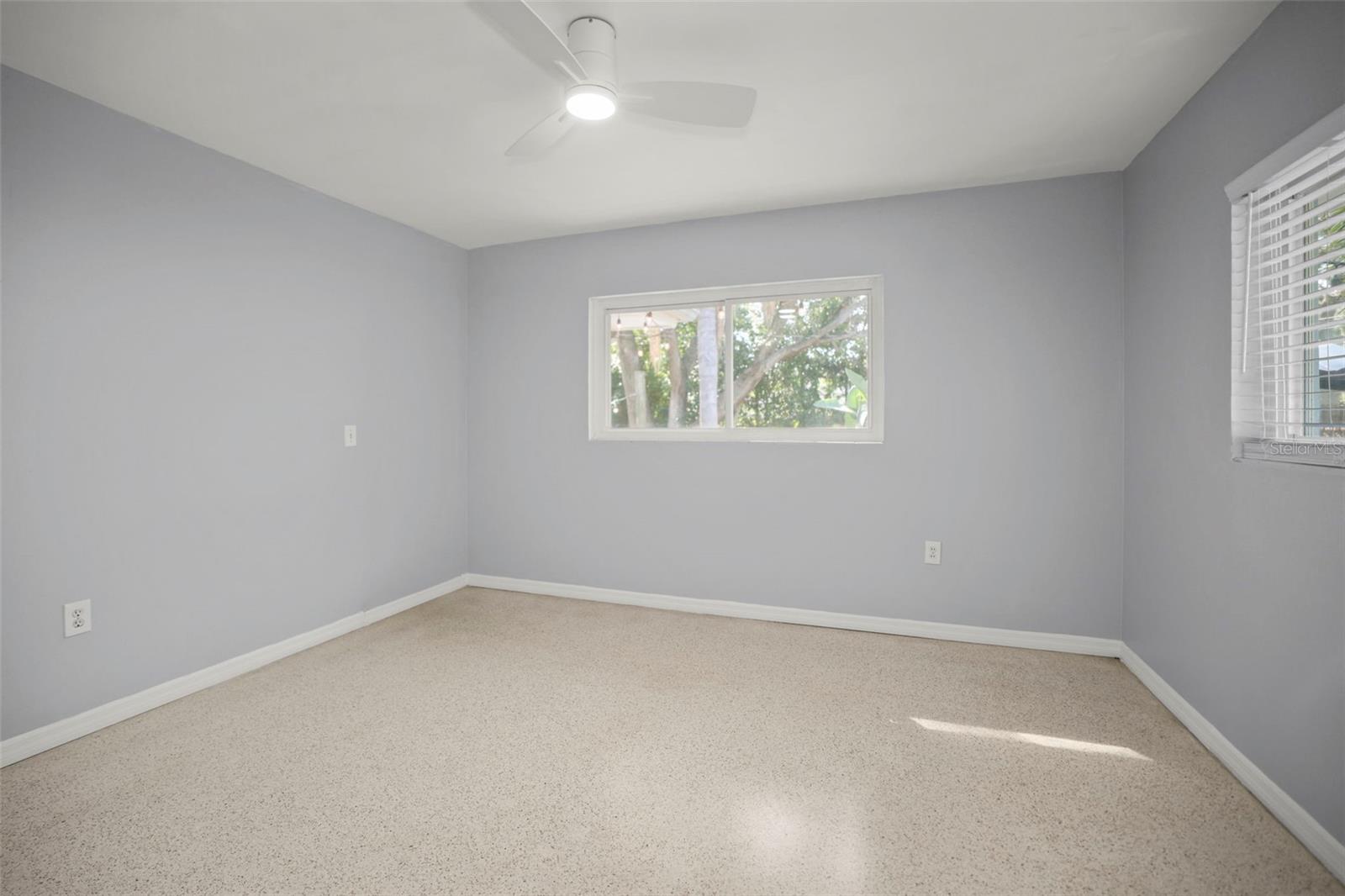 DUNEDIN ISLES COUNTRY CLUB - Residential