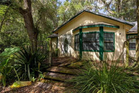 Photo of 18918 NW County Road 2054, Alachua, FL 32615 (MLS # GC535106) Photo of 18918 NW County Road 2054, Alachua, FL 32615 (MLS # GC535106)