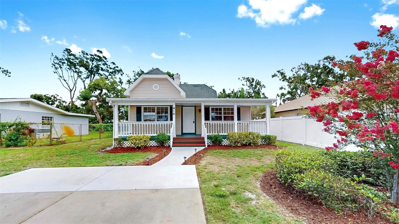 1005 45TH STREET W