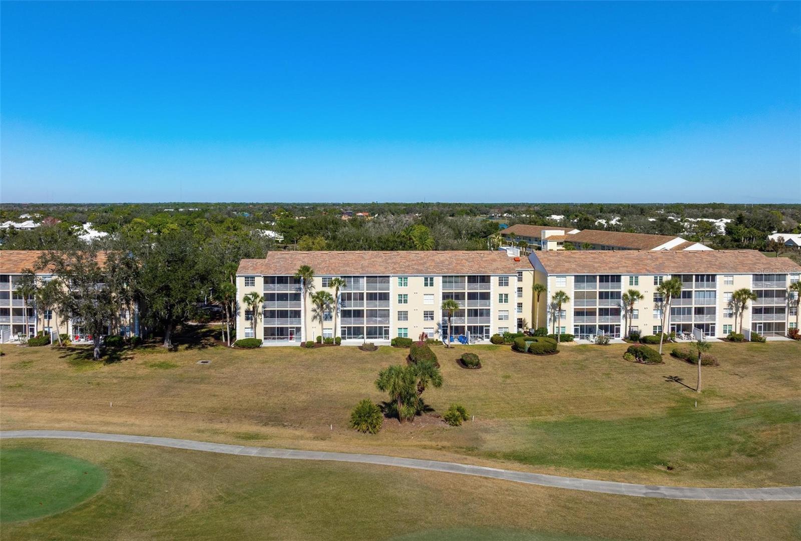 NINTH FAIRWAY - Residential