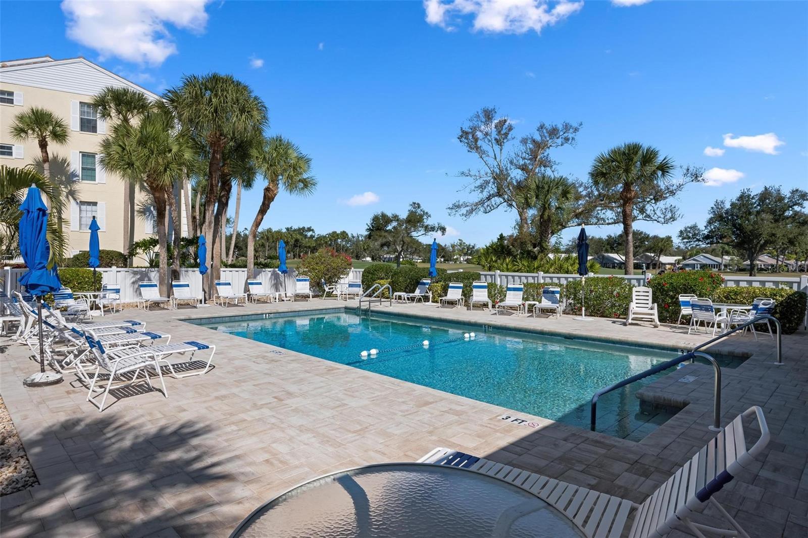 NINTH FAIRWAY - Residential