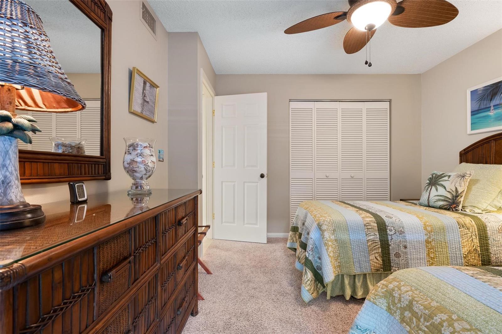 NINTH FAIRWAY - Residential