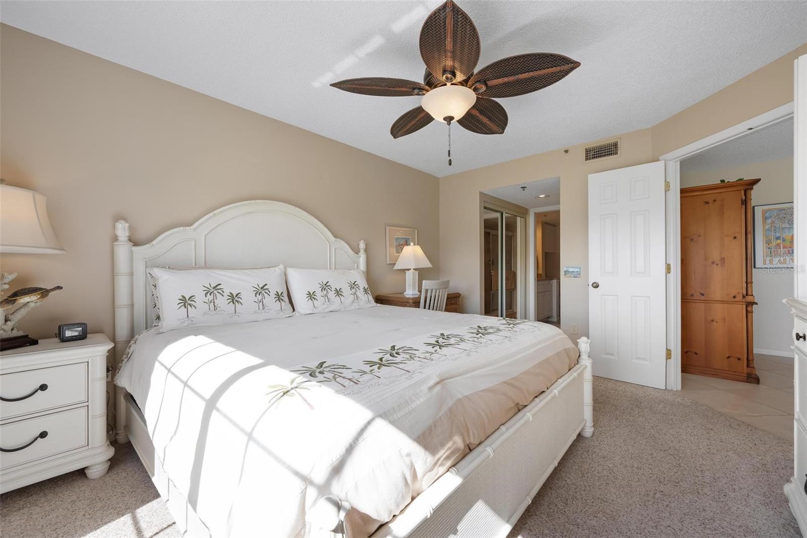 NINTH FAIRWAY - Residential