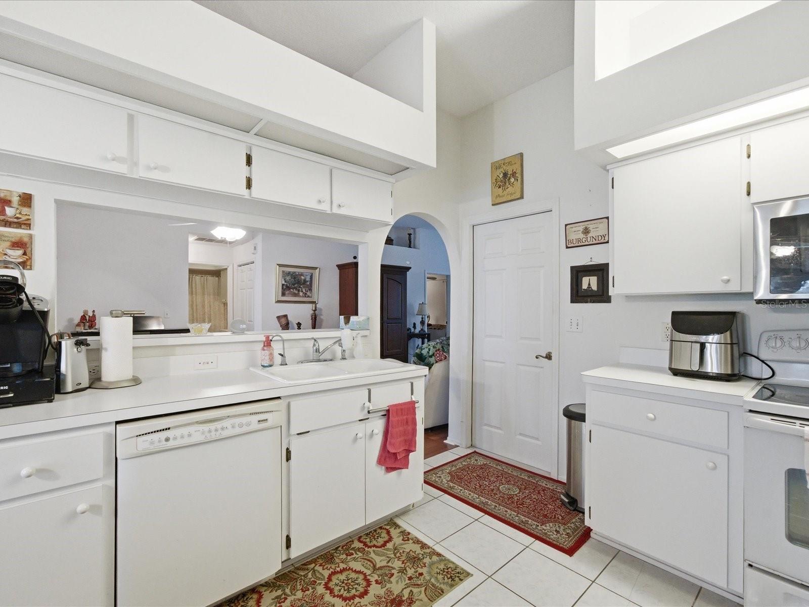 VILLA DEL RIO - Residential