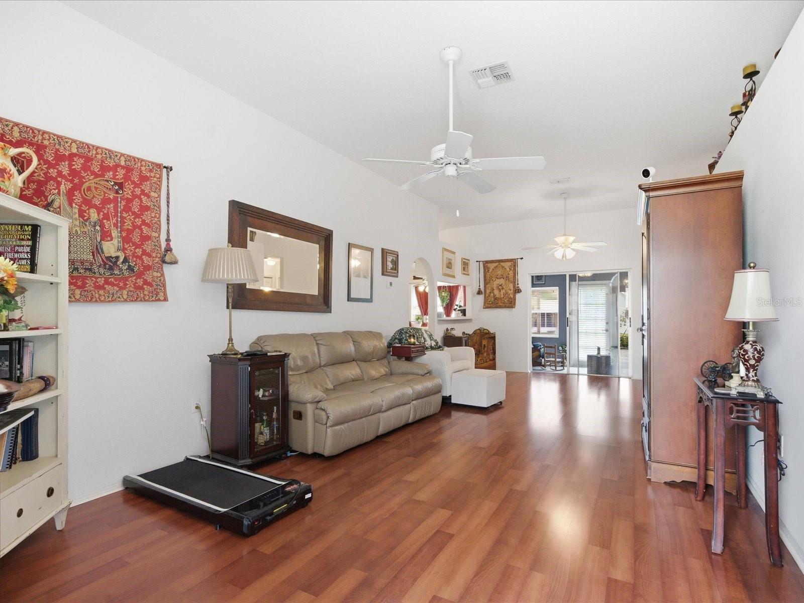 VILLA DEL RIO - Residential