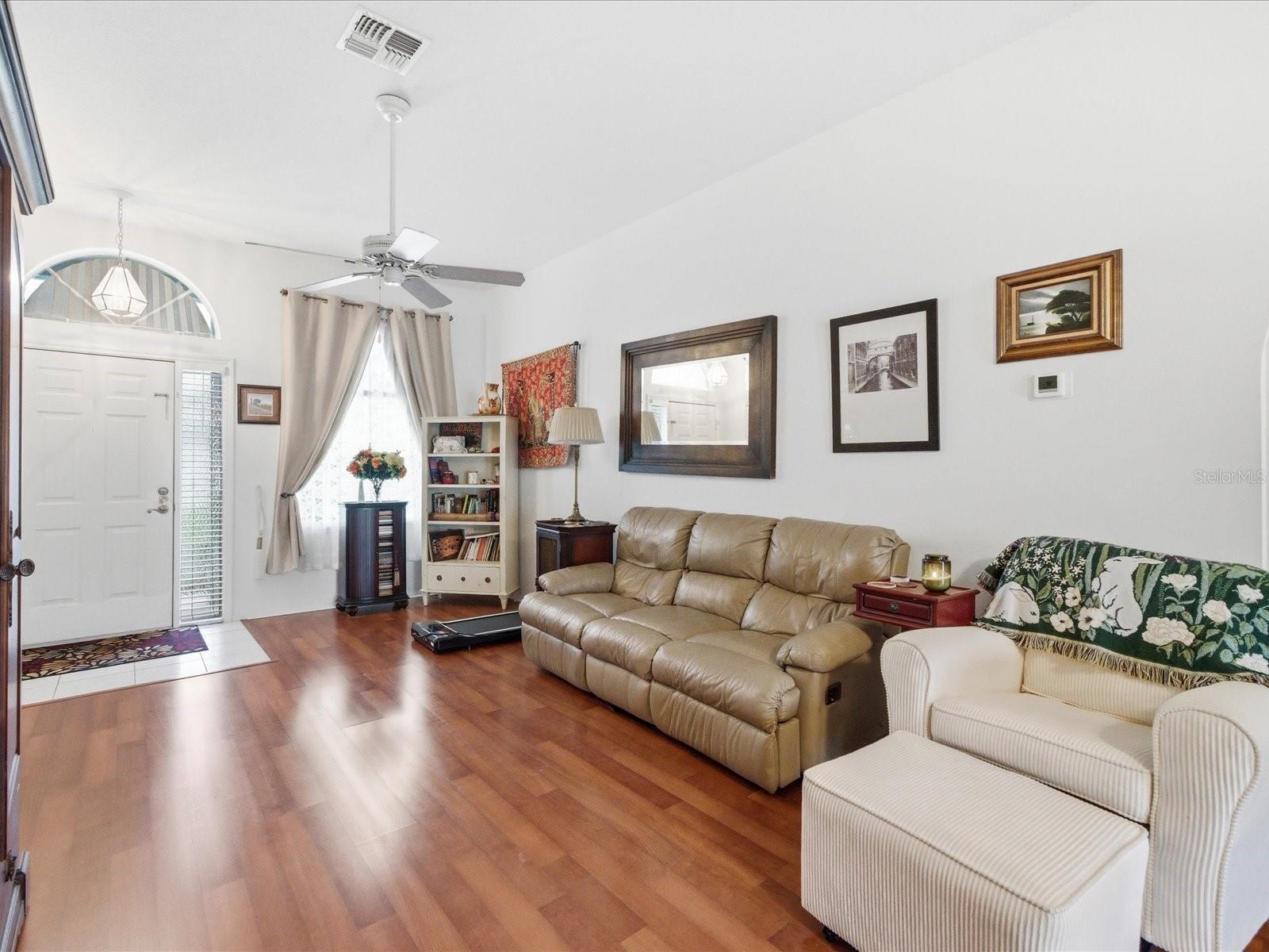 VILLA DEL RIO - Residential