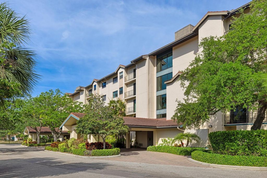 Photo of 5400 Eagles Point Circle #405, Sarasota, FL 34231 (MLS # A4668182)