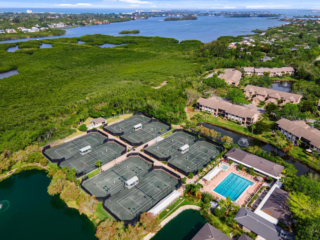 BAYVIEW HOMES, THE LANDINGS, EAGLES POINT - Residential