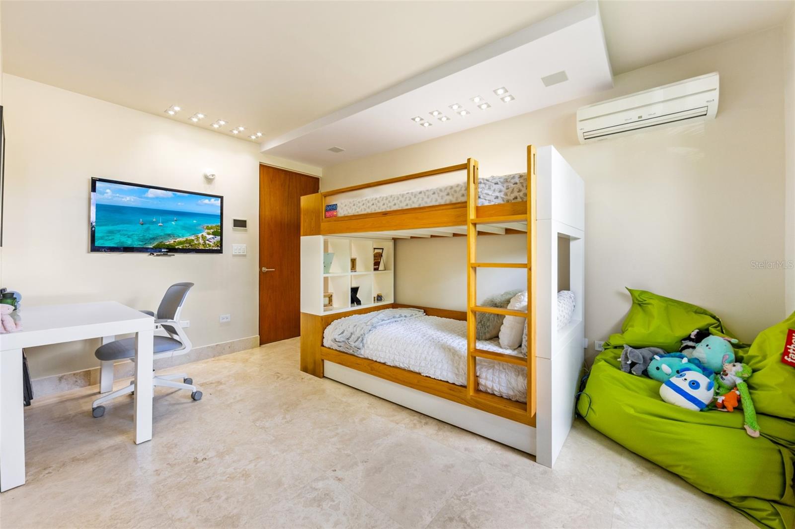 URB SAN FRANCISCO - Residential