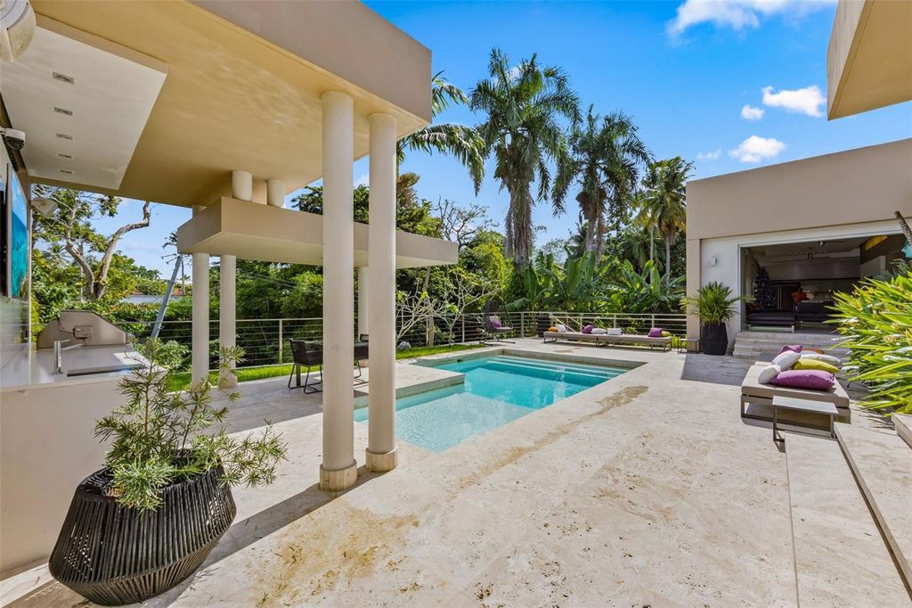 Photo of 1665 Playera, San Juan, PR 00927 (MLS # PR9117850)