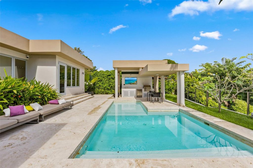 Photo of 1665 Playera, San Juan, PR 00927 (MLS # PR9117850)