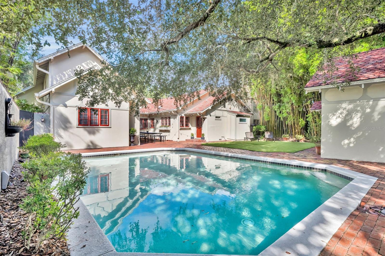 SPRING LAKE TERRACE - Residential