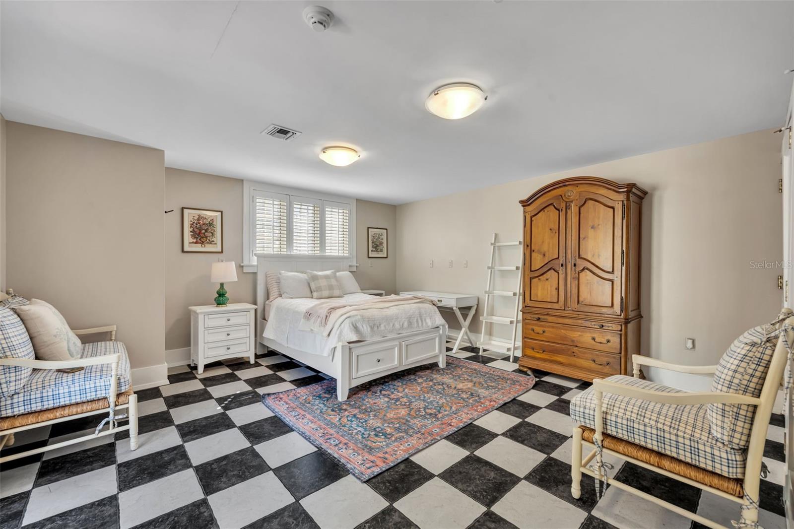 SPRING LAKE TERRACE - Residential