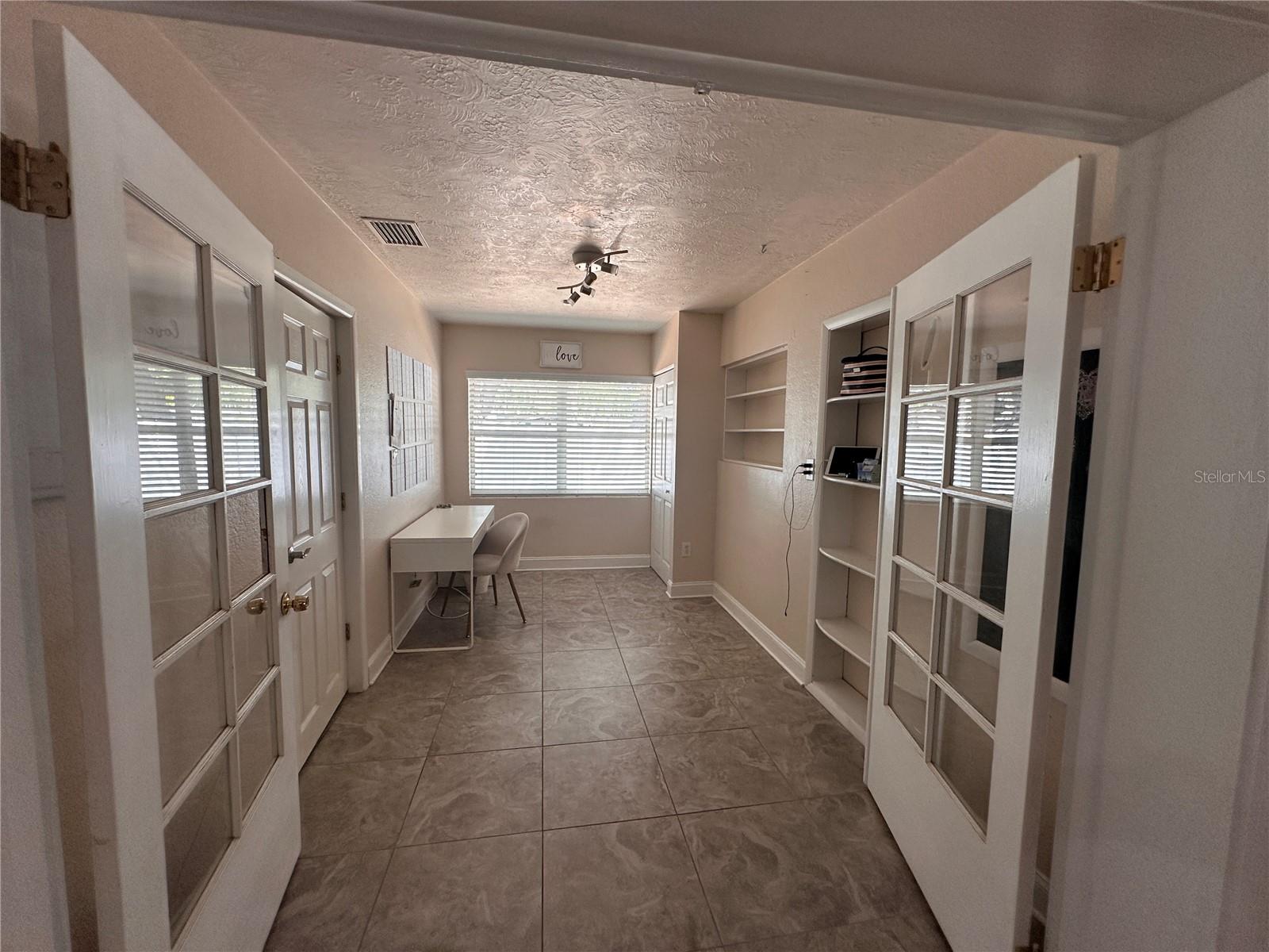 DODGE CITY FIRST ADD - Residential