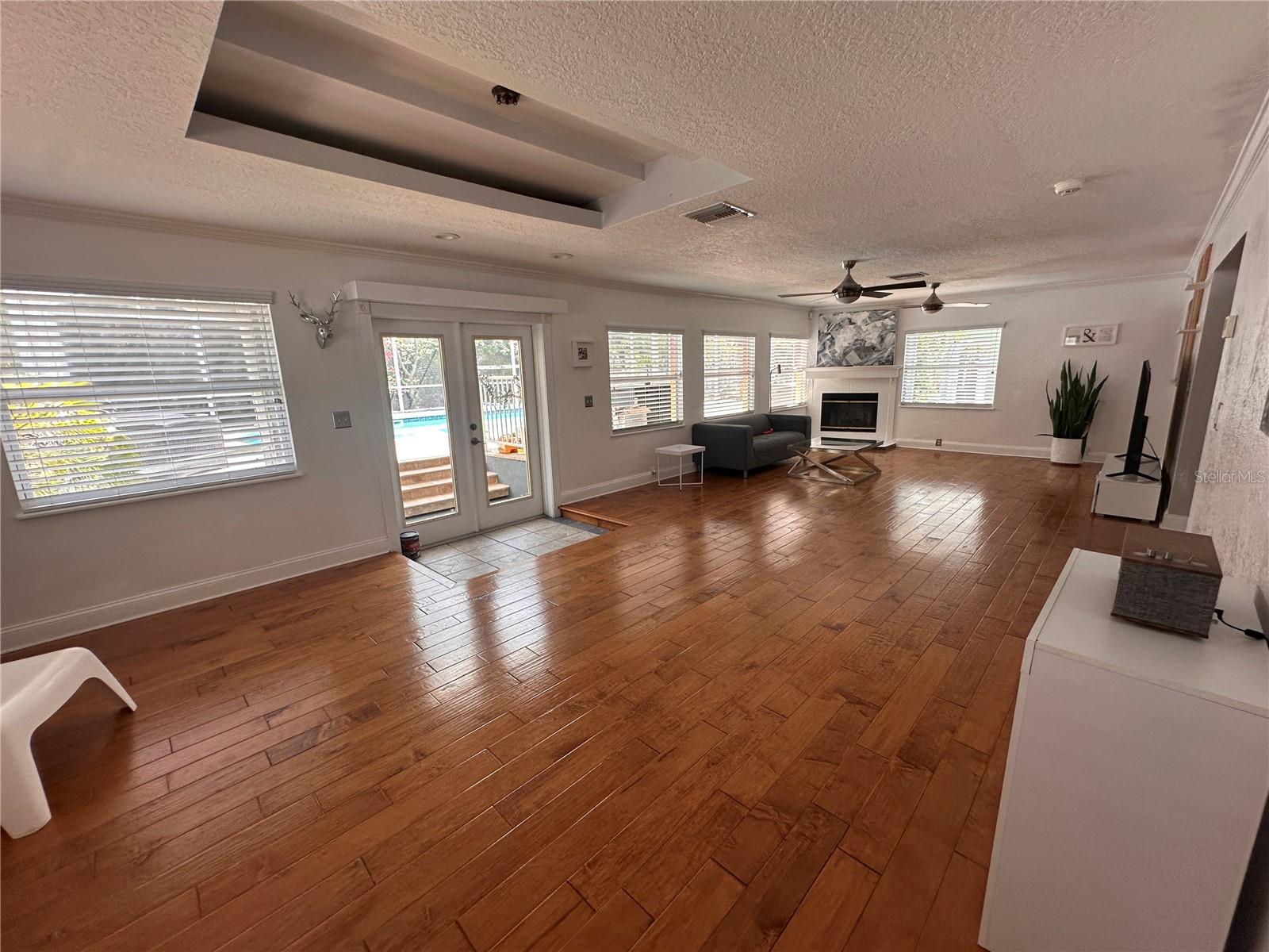DODGE CITY FIRST ADD - Residential