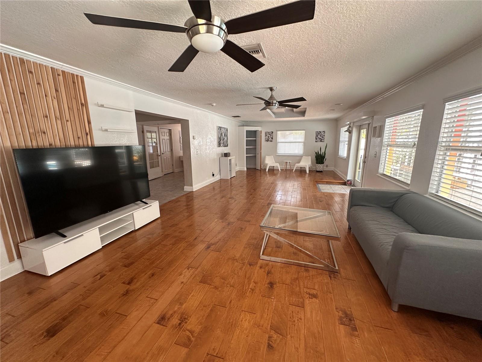 DODGE CITY FIRST ADD - Residential