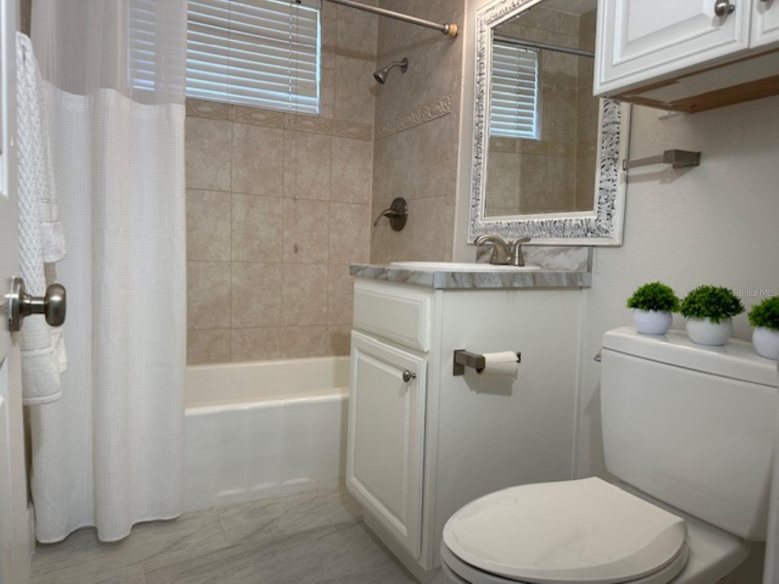 NOKOMIS REV - Residential Lease
