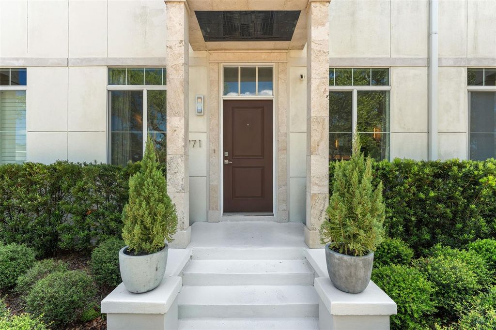 Photo of 771 Lake Baldwin Lane, Orlando, FL 32803 (MLS # O6407201)