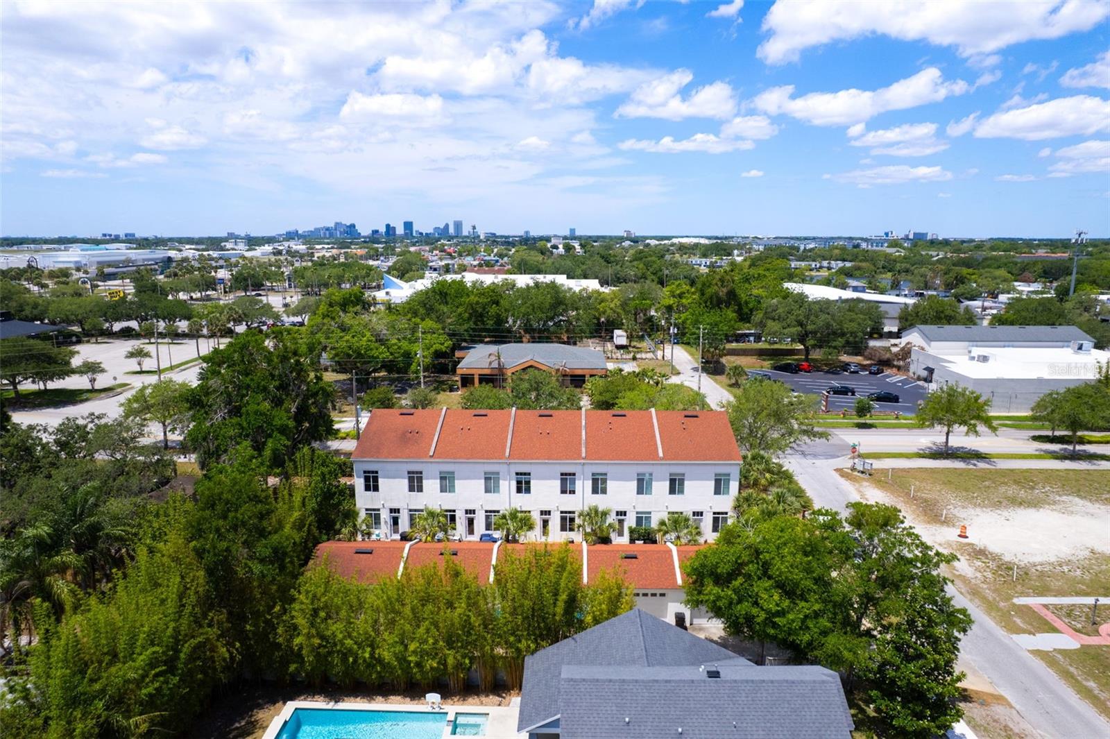 LAKE BALDWIN 5 - Residential