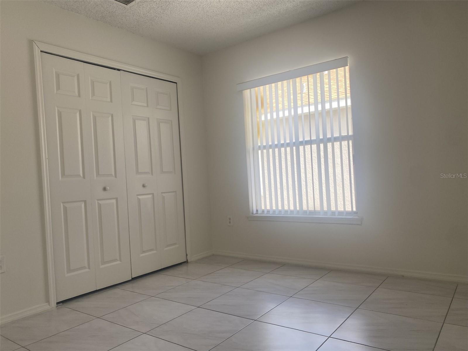 ISLEBROOK PH 01 - Residential