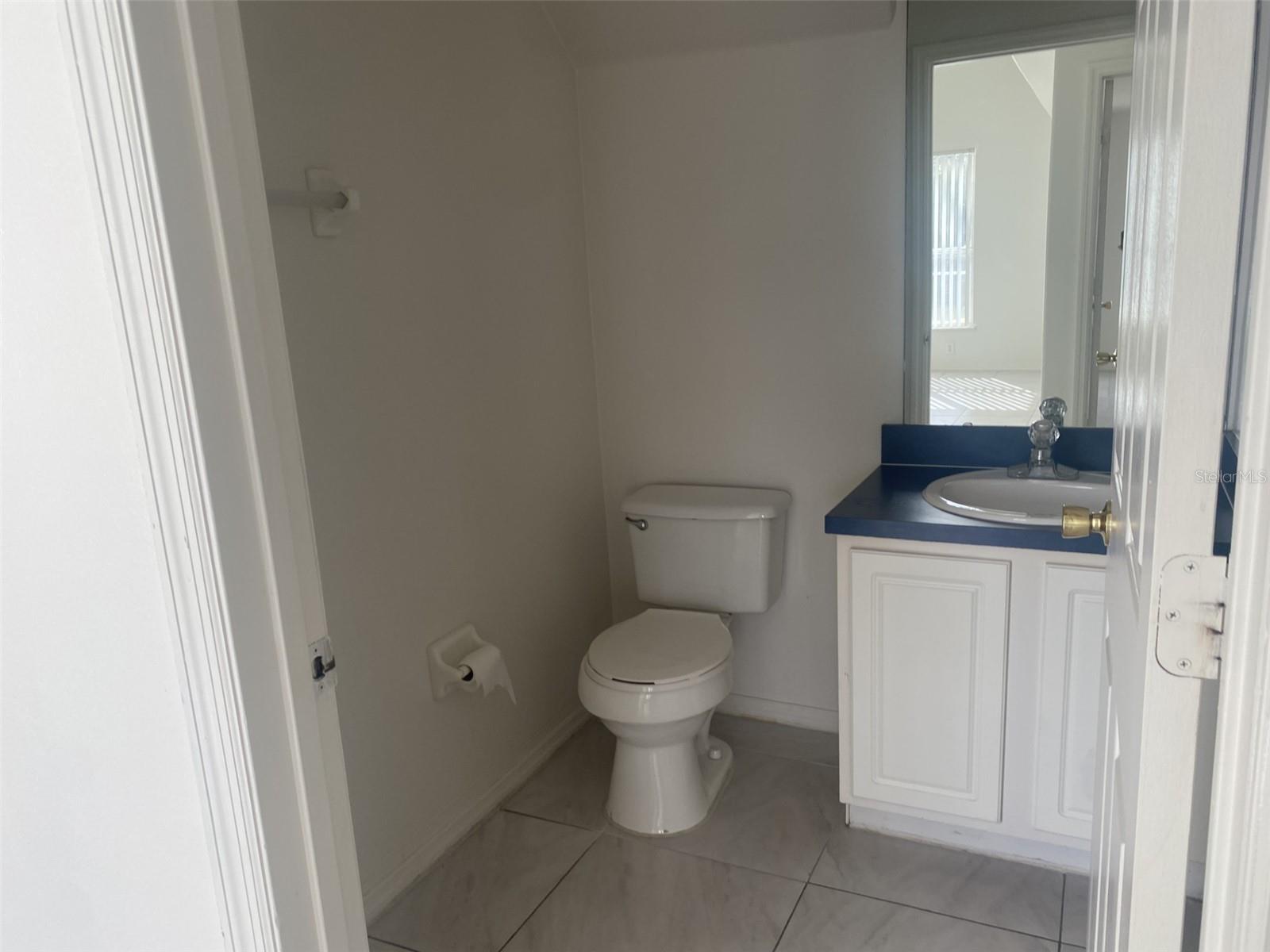 ISLEBROOK PH 01 - Residential