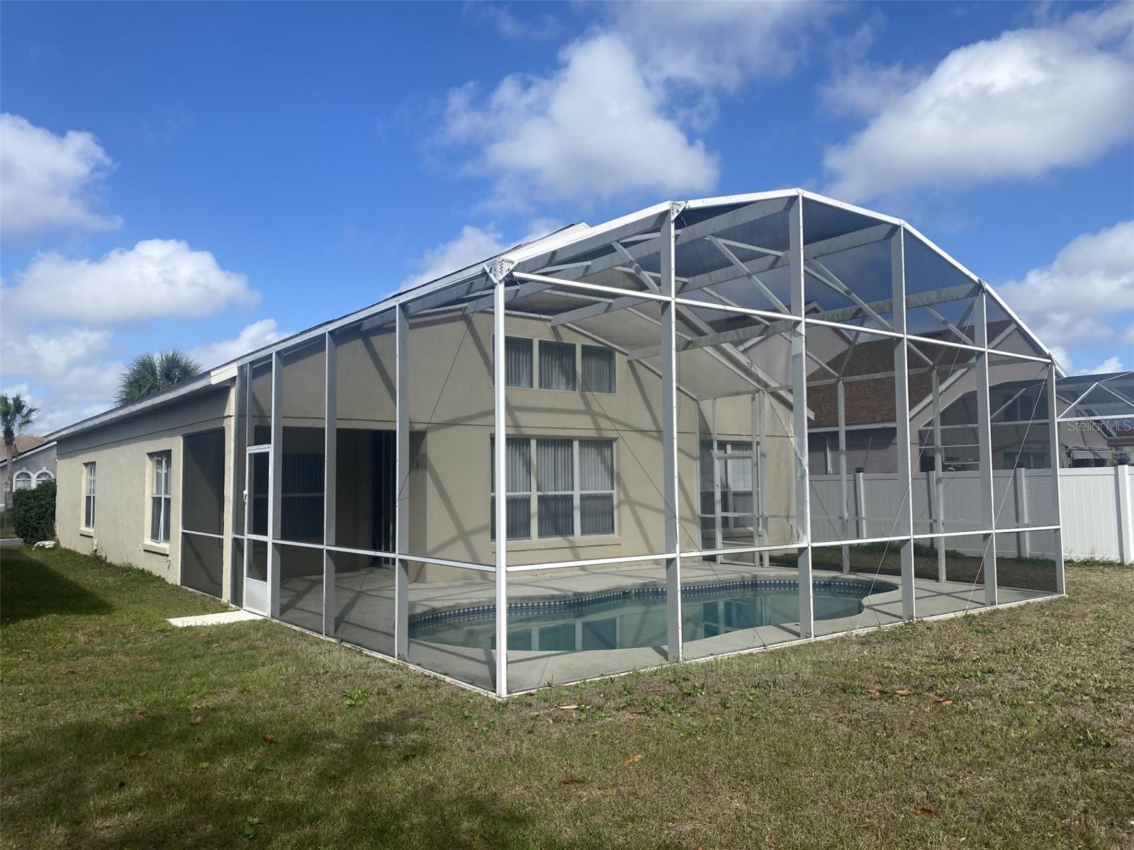 ISLEBROOK PH 01 - Residential