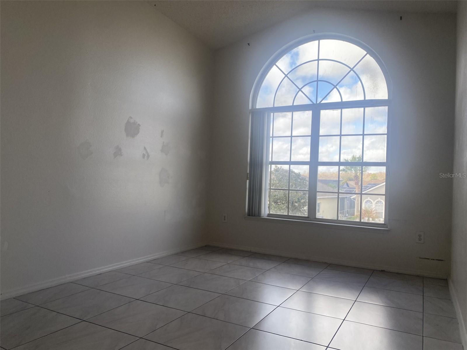 ISLEBROOK PH 01 - Residential