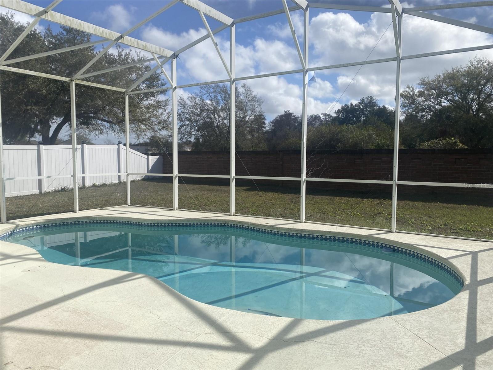 ISLEBROOK PH 01 - Residential