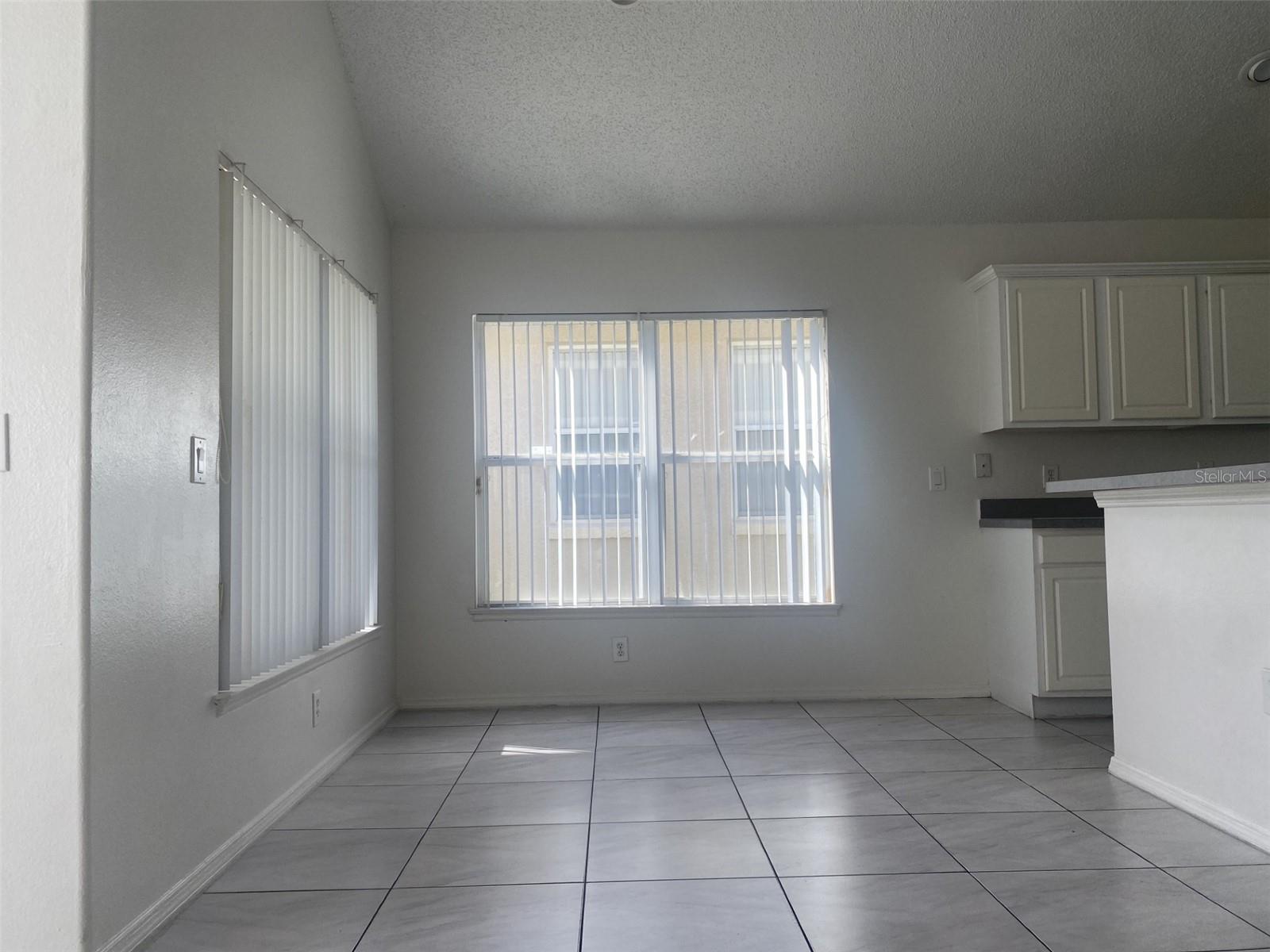 ISLEBROOK PH 01 - Residential