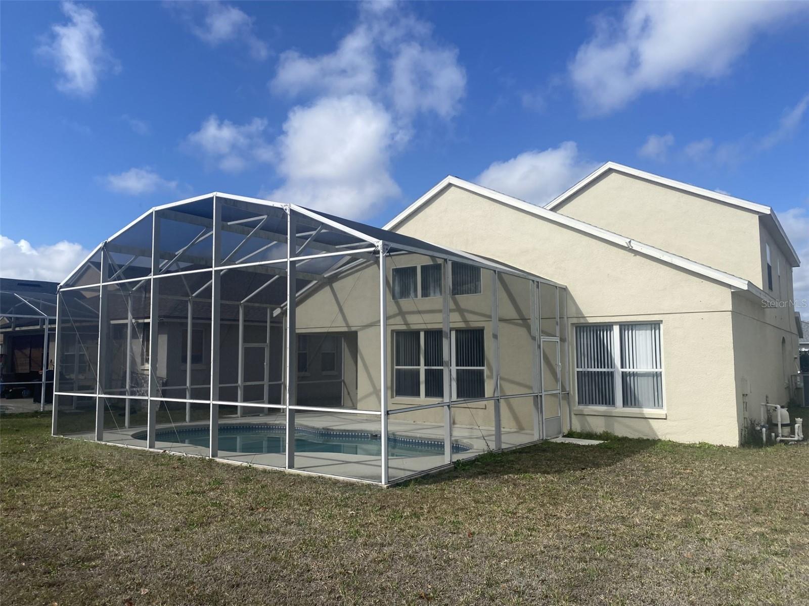 ISLEBROOK PH 01 - Residential