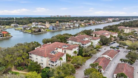 Photo of 35 Riverview Bend S #1827, Palm Coast, FL 32137 (MLS # FC316696)