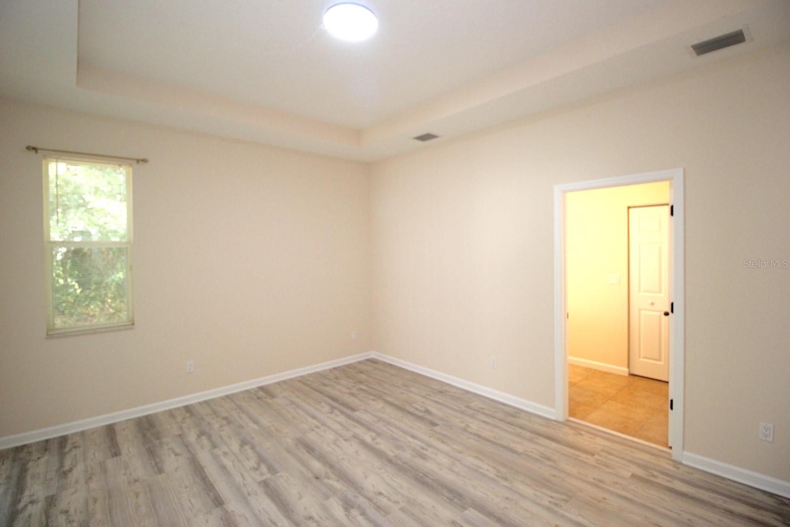 RIVERGATE PH 02 - Residential Lease