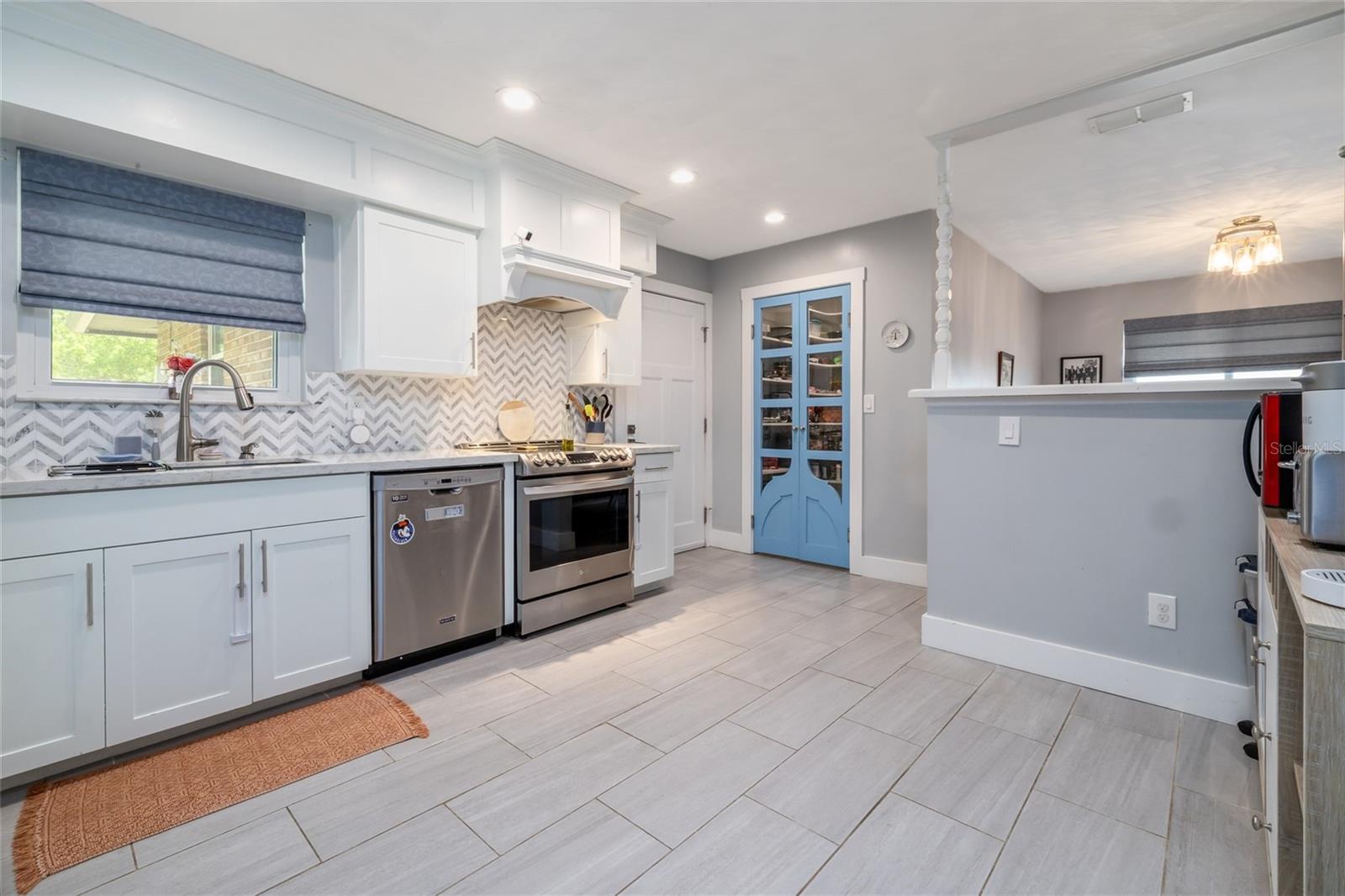 DEEP FOREST VILLAGE - Residential