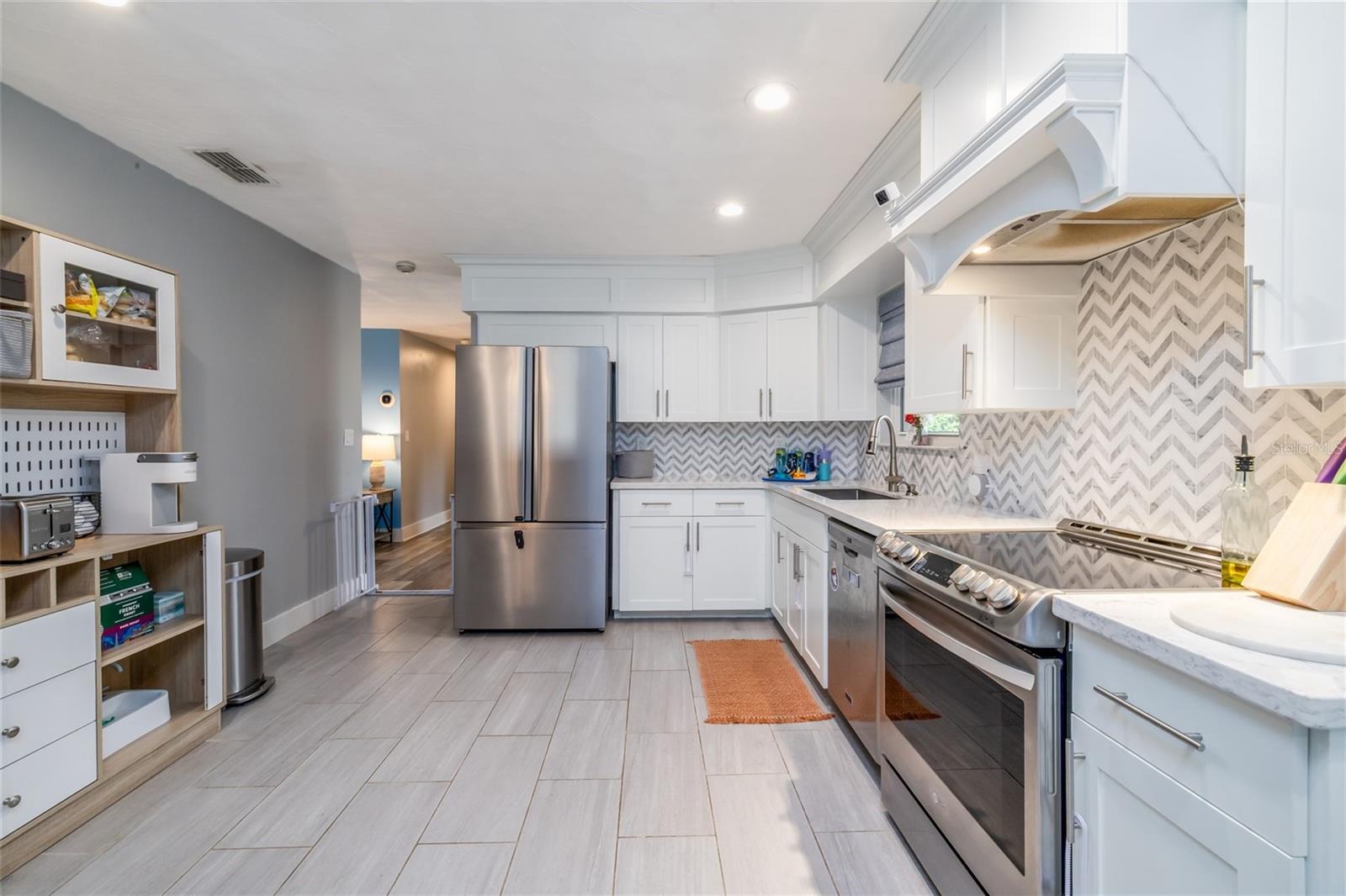 DEEP FOREST VILLAGE - Residential