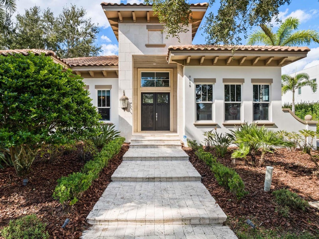 Photo of 8615 Farthington Way, Orlando, FL 32827 (MLS # O6448861)