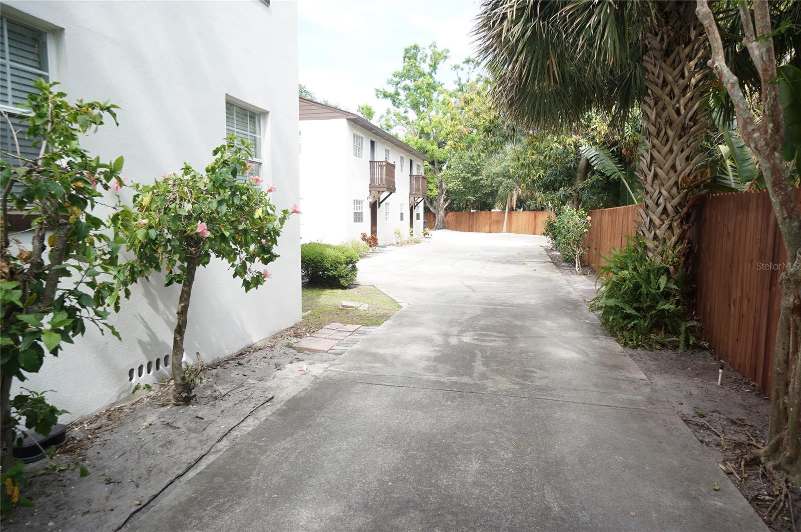 2002 S HABANA AVENUE C