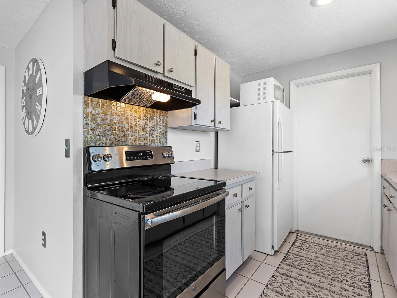 SARASOTA SPRINGS - Residential