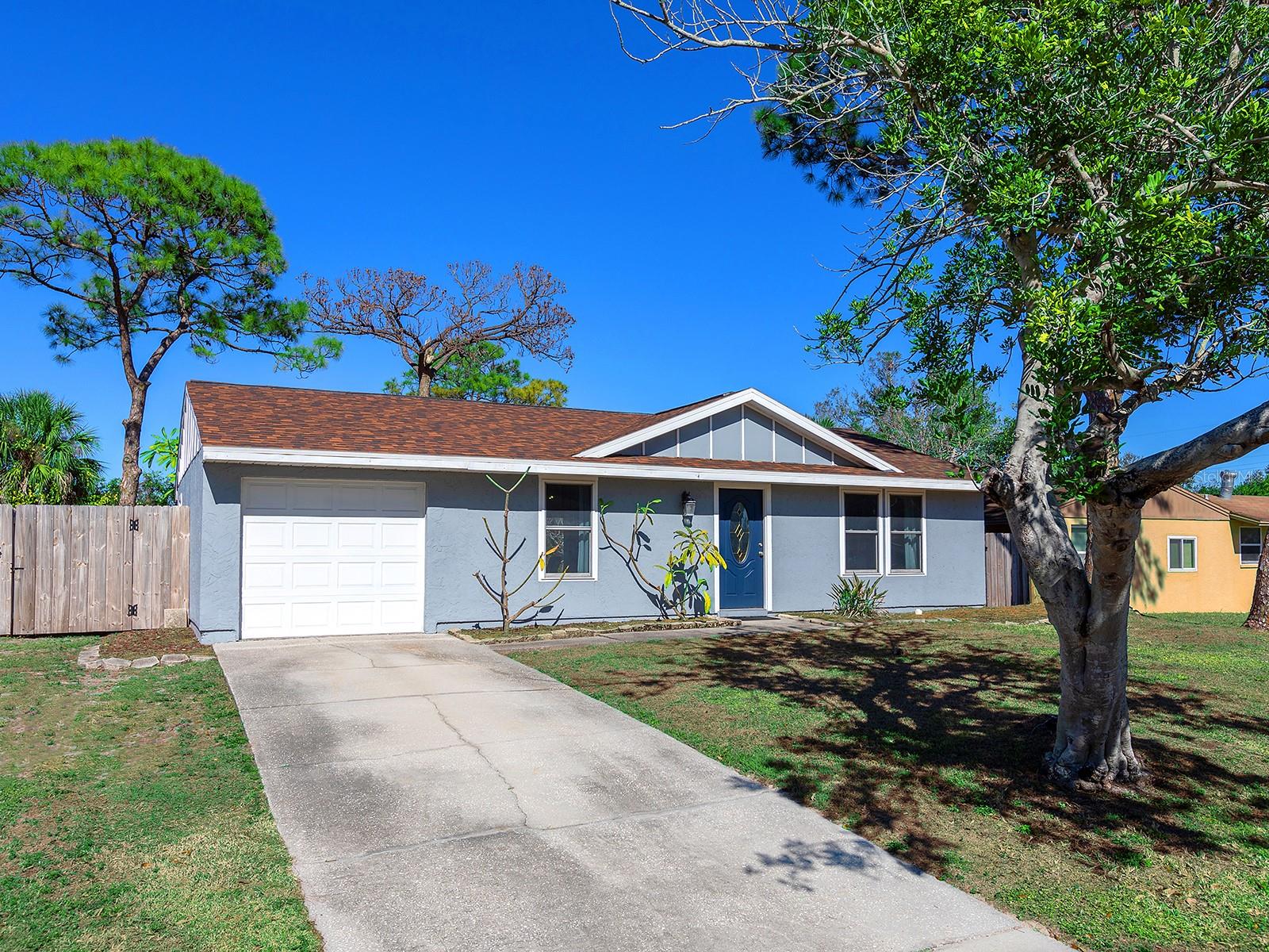 SARASOTA SPRINGS - Residential