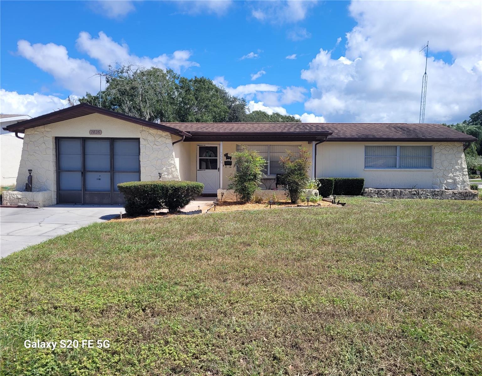COLONIAL HILLS - Residential
