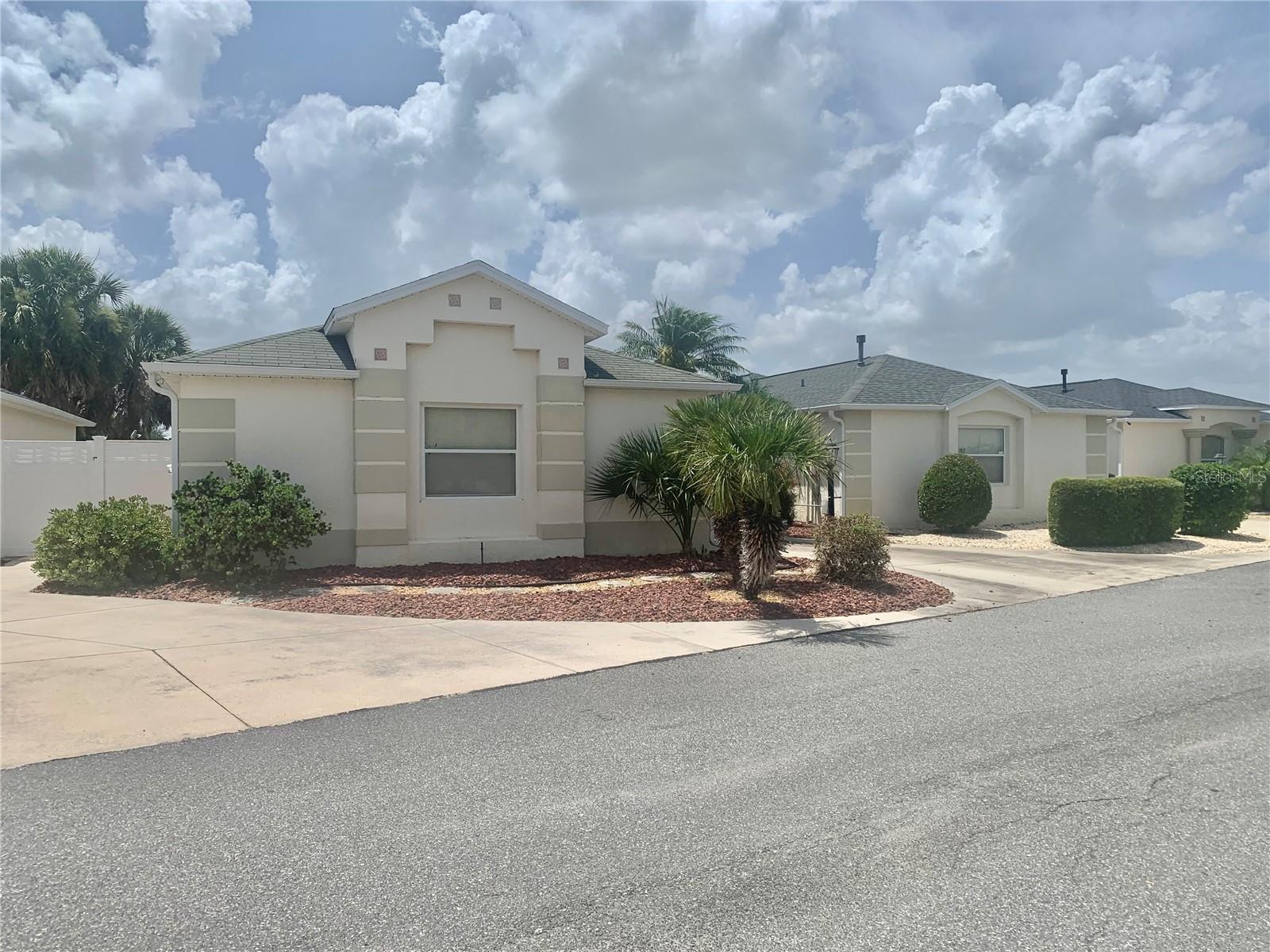 1524 CONWAY COURT