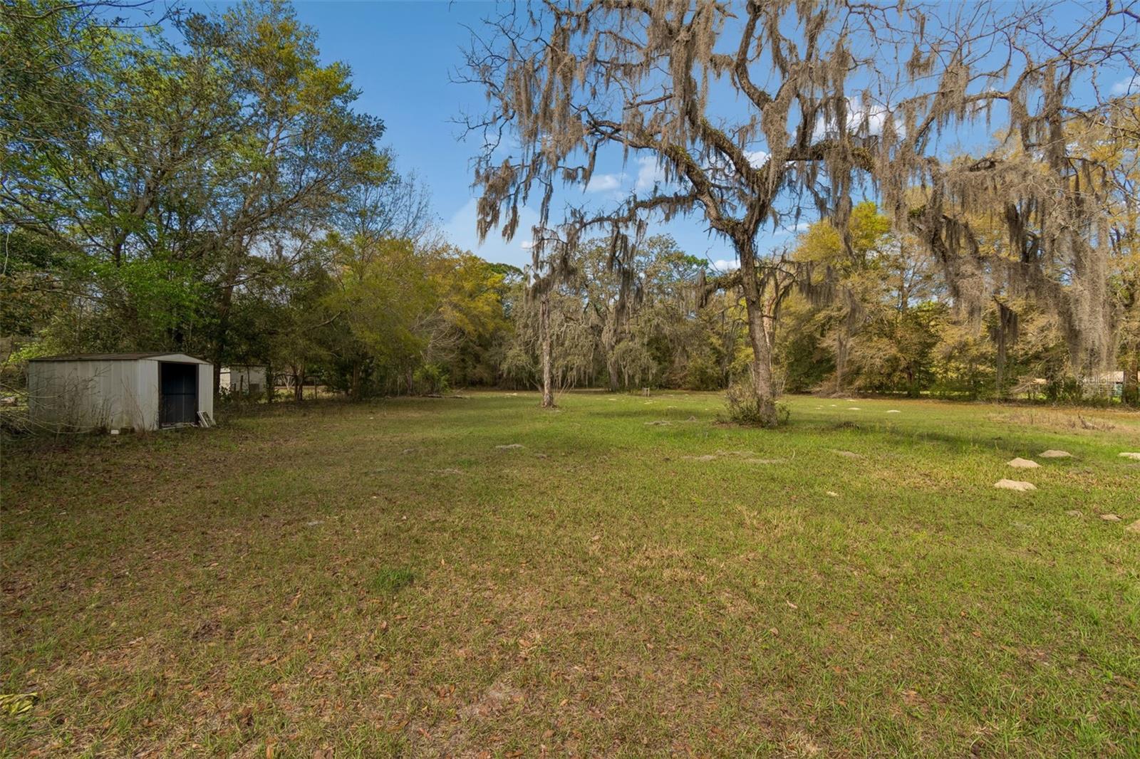 WOODHAVEN FARMS UNREC - Residential