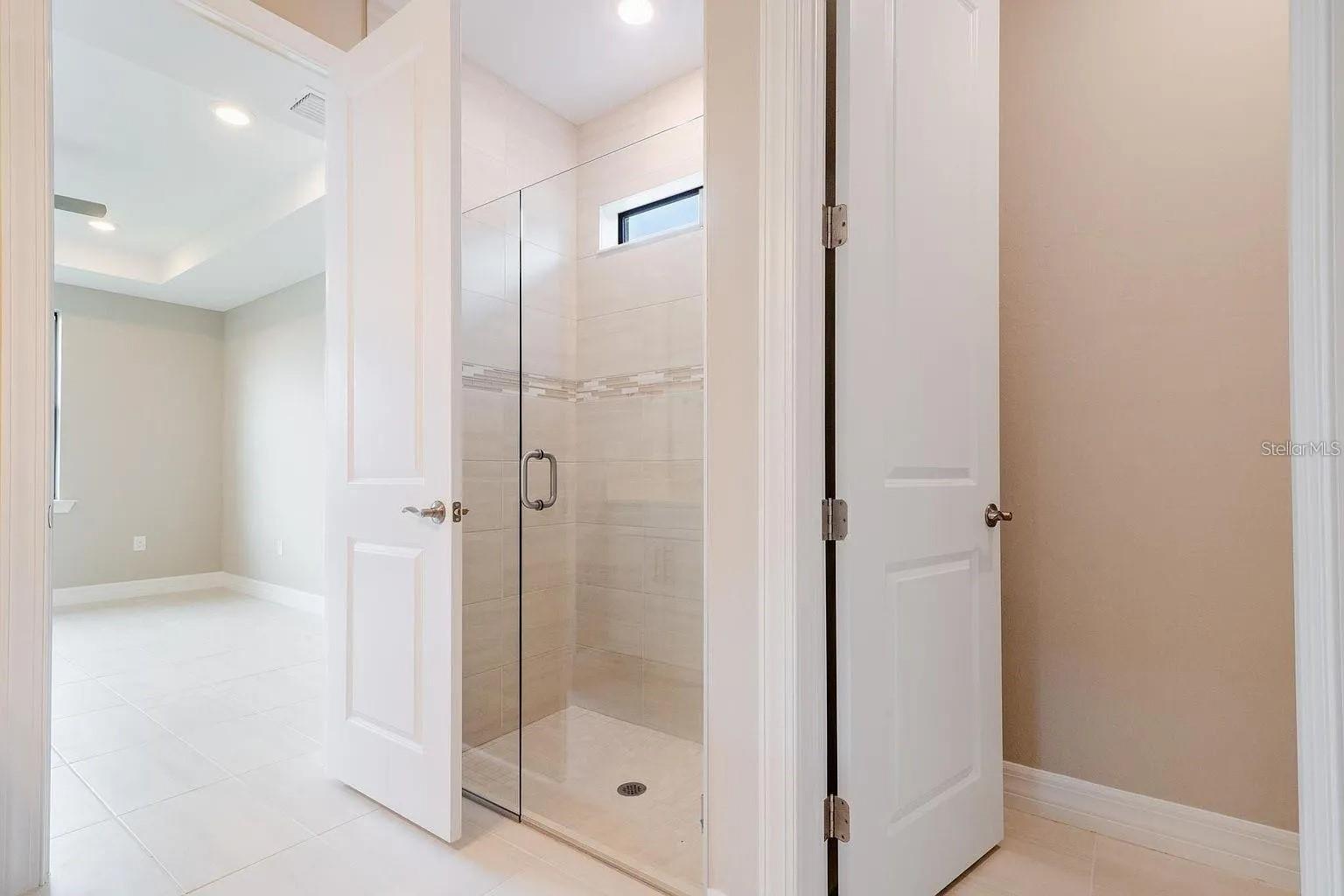 CEDAR GROVE AT WOODLANDS - Residential Lease