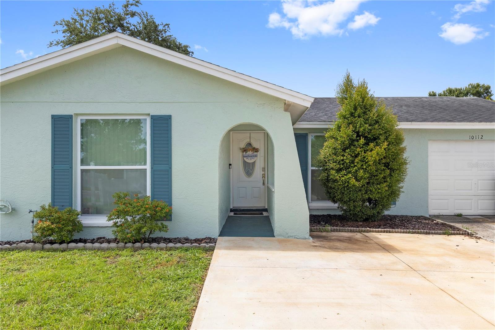 10112 ENCHANTED OAKS COURT