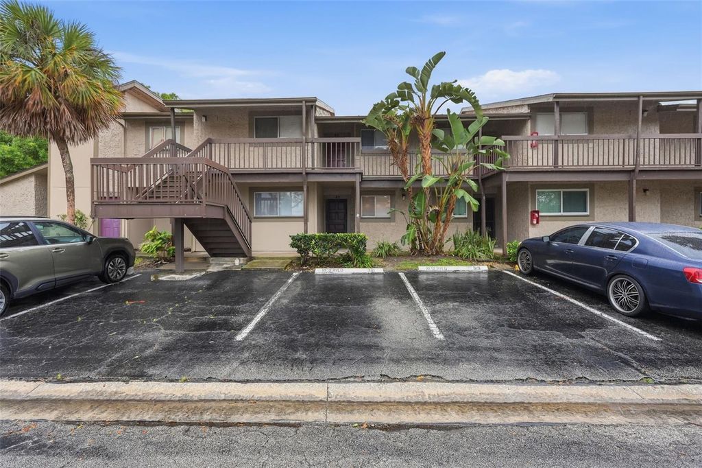Photo of 6340 Newtown Circle #40A2, Tampa, FL 33615 (MLS # W7884619)