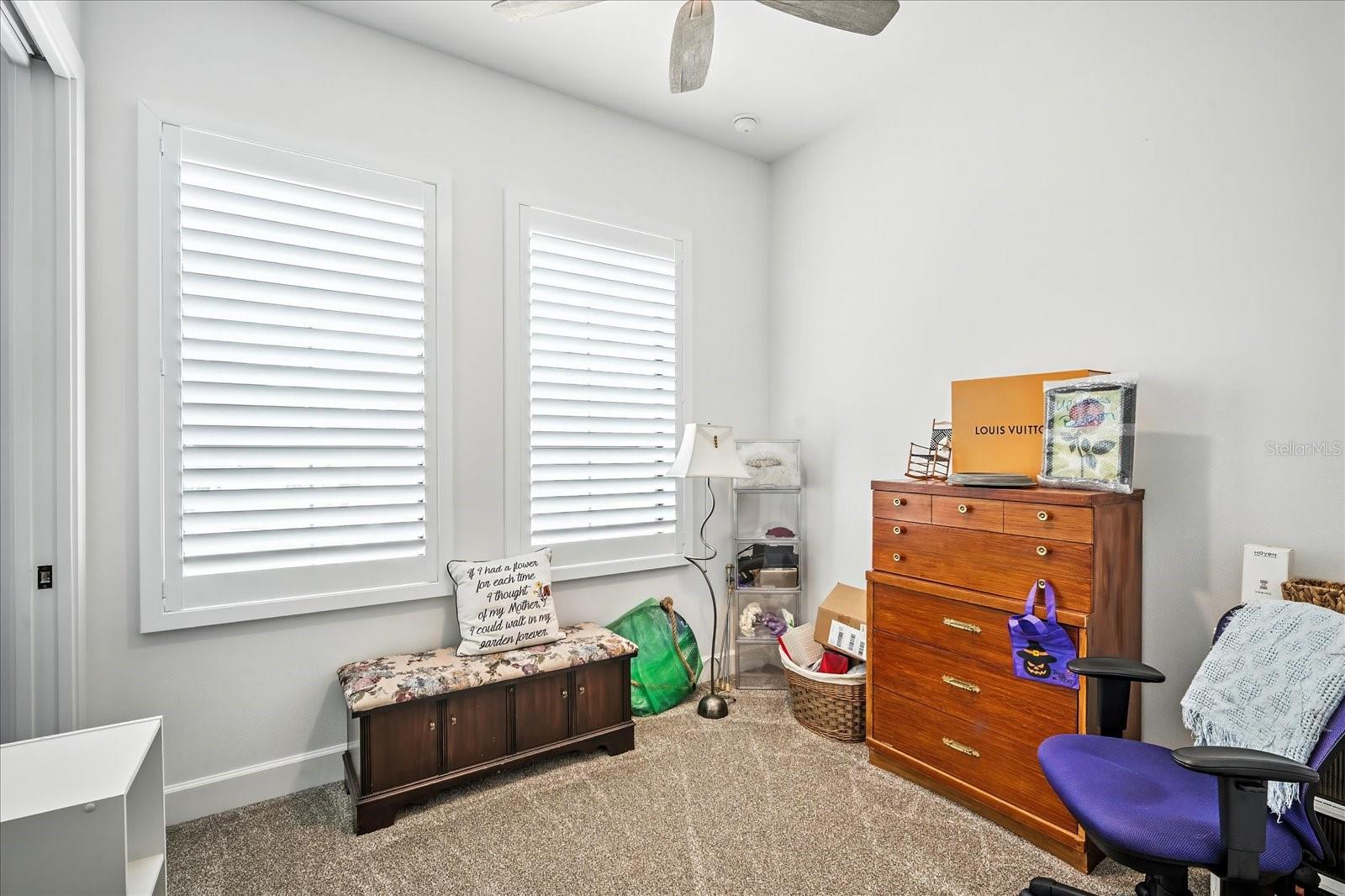 ALAFIA POINTE ESTATES - Residential